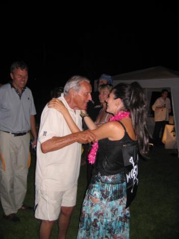 Party 284.jpg   25kb   26.03.2021 22:26:08